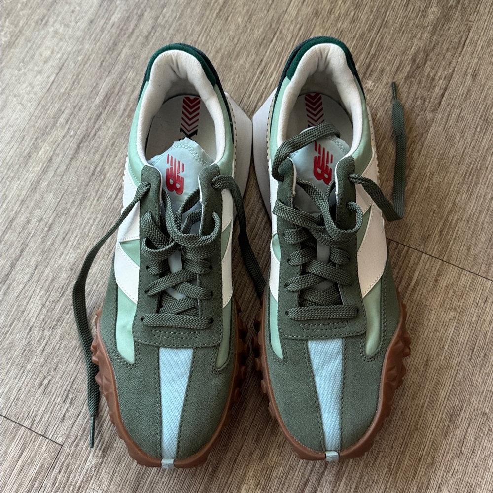 New Balance Xc 72 green never worn!! Size 7